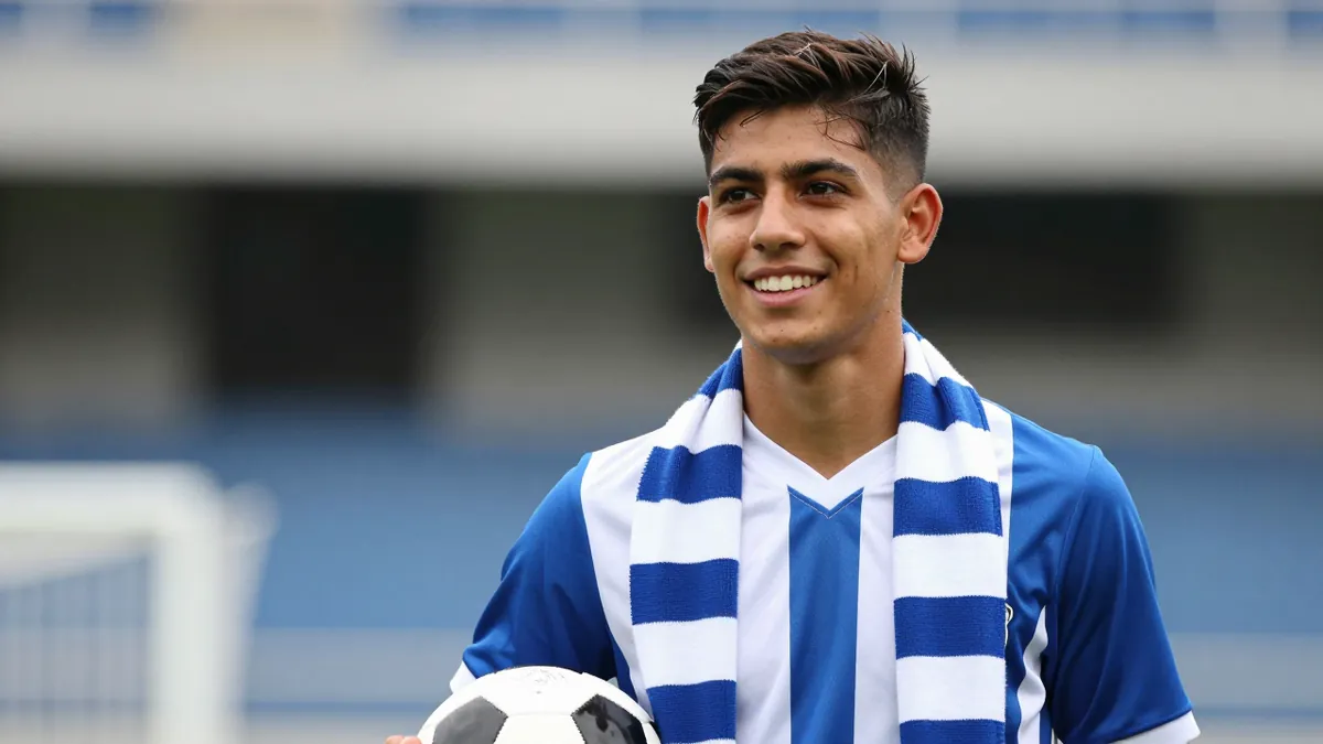 Ipswich Town agree to sign Paraguay forward Julio Enciso from Strasbourg, marking a return to the club after a six-month...